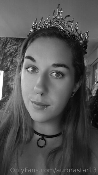 aurorastar13 Nakenläckor OnlyFans Foto 8