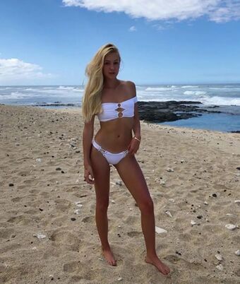 Ava Sambora