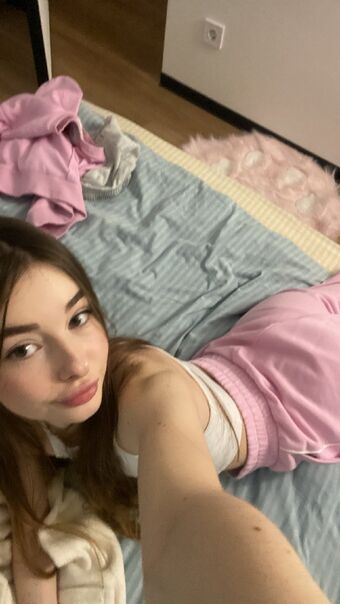 avabo Nakenläckor OnlyFans Foto 9