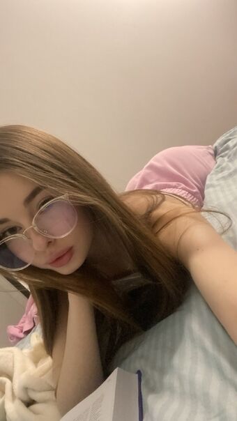avabo Nakenläckor OnlyFans Foto 12