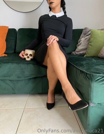 avadeluca21 Nakenläckor OnlyFans Foto 20