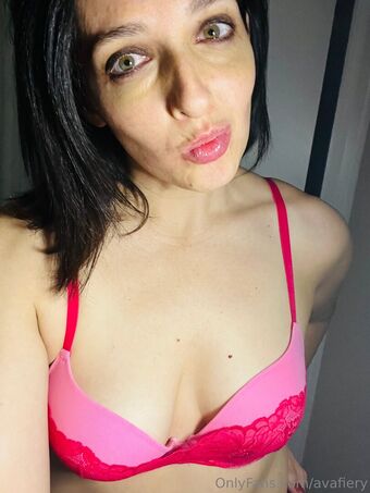 avafiery Nakenläckor OnlyFans Foto 20