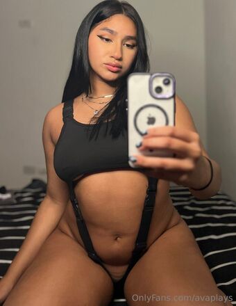 avaplays Nakenläckor OnlyFans Foto 34