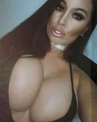 avavanrose Nakenläckor OnlyFans Foto 13