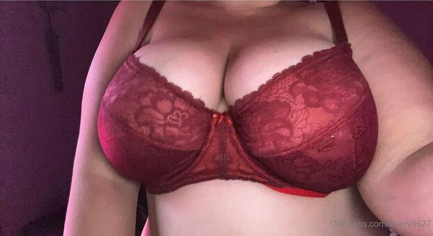 avery9627 Nakenläckor OnlyFans Foto 10