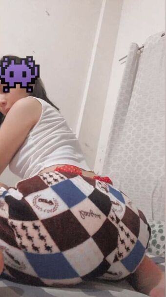 Ayemami Nakenläckor OnlyFans Foto 4
