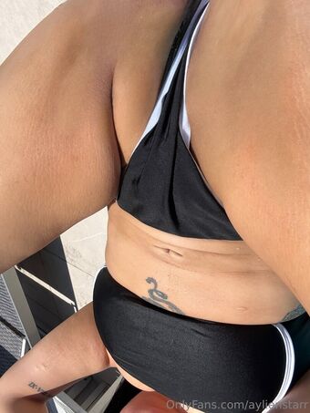aylienstarr Nakenläckor OnlyFans Foto 13