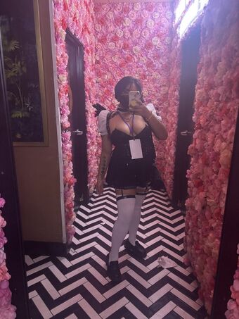 baffymutt Nakenläckor OnlyFans Foto 13
