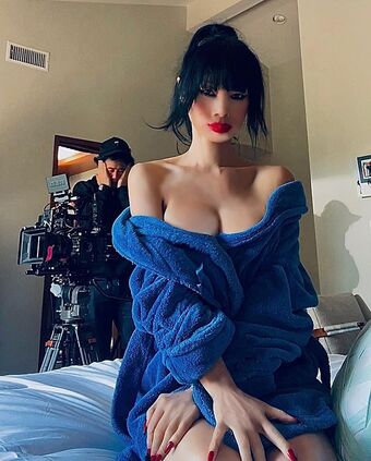 Bai Ling