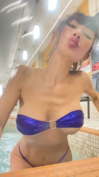 Bai Ling