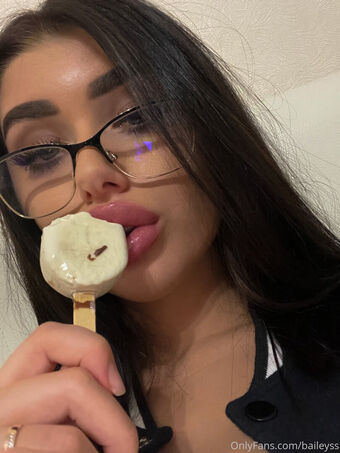 baileyss Nakenläckor OnlyFans Foto 27