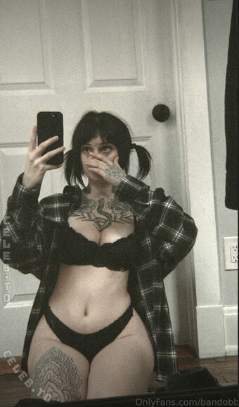 Bandobb Nakenläckor OnlyFans Foto 14