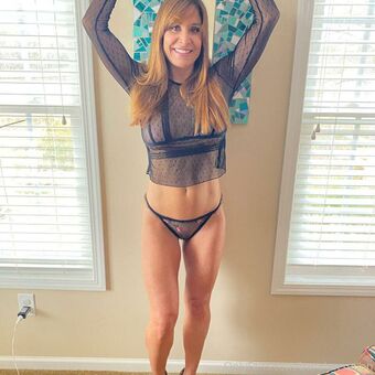 Banshee Moon Nakenläckor OnlyFans Foto 18