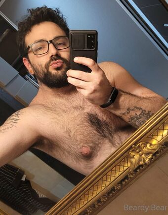 beardybearof Nakenläckor OnlyFans Foto 13