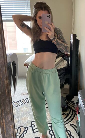 Bearki Nakenläckor OnlyFans Foto 4