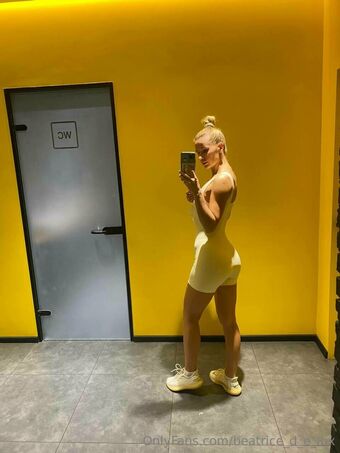 beatrice_d_e_lux
