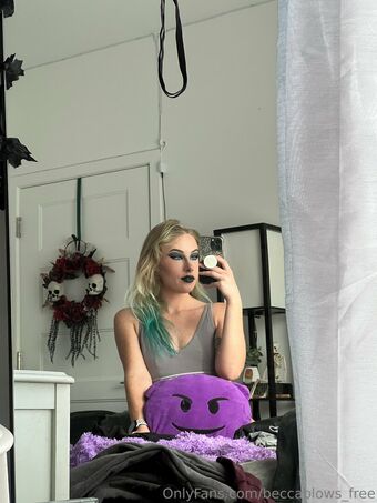 beccablows_free