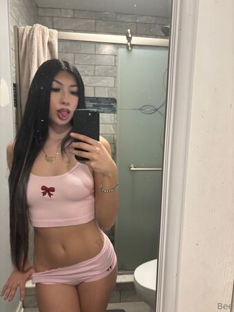 beeabzz Nakenläckor OnlyFans Foto 15