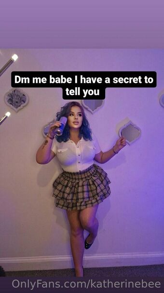 beequeen99 Nakenläckor OnlyFans Foto 1