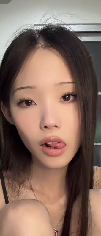 Beesobased Nakenläckor OnlyFans Foto 10
