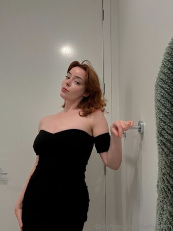 behindem Nakenläckor OnlyFans Foto 59