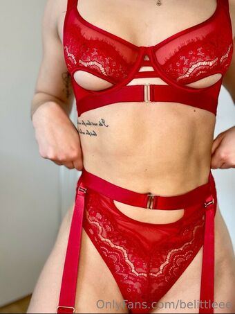 belittleee Nakenläckor OnlyFans Foto 22