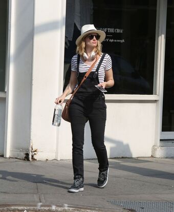 Beth Behrs