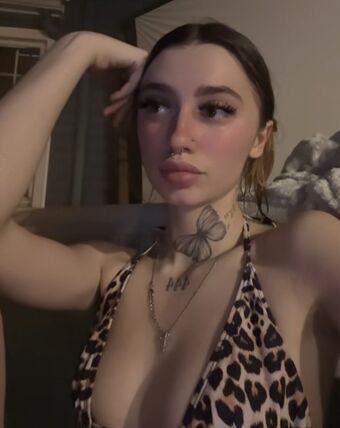 Biddiebb Nakenläckor OnlyFans Foto 6