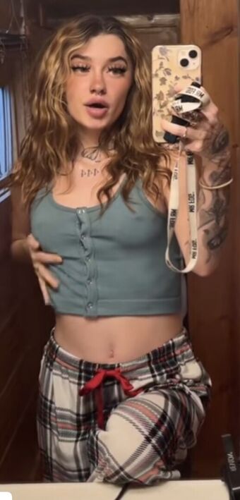 Biddiebb Nakenläckor OnlyFans Foto 23