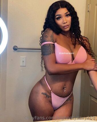 bigbootysavy201