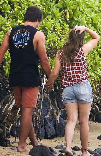 Bindi Irwin Nakenläckor OnlyFans Foto 4