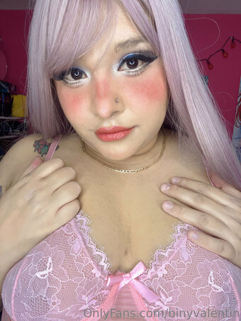 binyvalentin Nakenläckor OnlyFans Foto 39