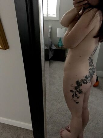 BiteMe-Please Nakenläckor OnlyFans Foto 15