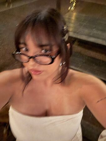 bittycrushx Nakenläckor OnlyFans Foto 14