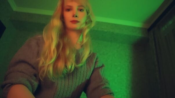 Bluewhisper Nakenläckor OnlyFans Foto 9