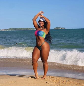 Bokinibabe Nakenläckor OnlyFans Foto 23