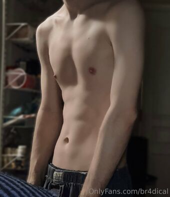 br4dical Nakenläckor OnlyFans Foto 21
