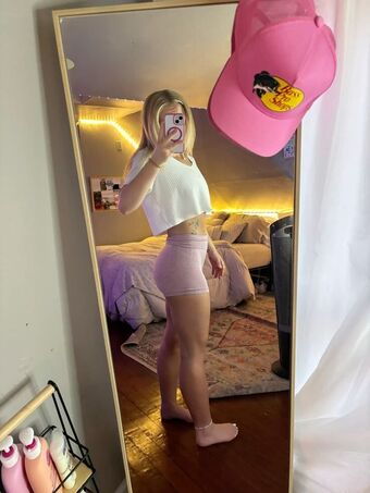 Bratd3mon Nakenläckor OnlyFans Foto 3