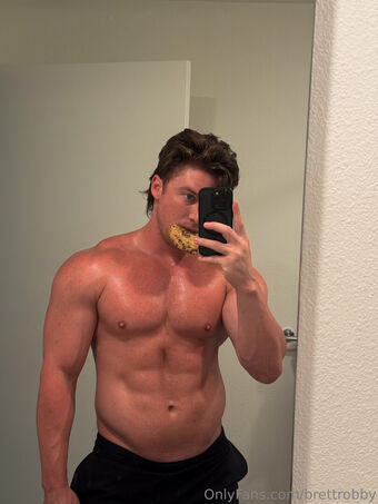 brettrobby Nakenläckor OnlyFans Foto 62
