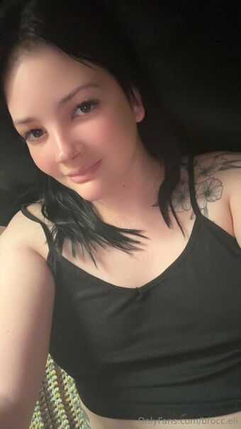 brocc.eli Nakenläckor OnlyFans Foto 12