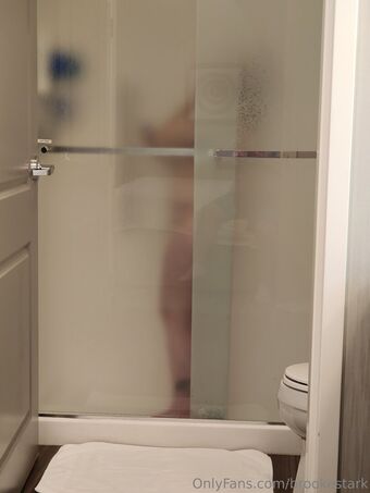 brookestark Nakenläckor OnlyFans Foto 9