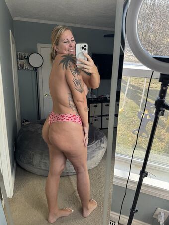 Brookestone Nakenläckor OnlyFans Foto 2
