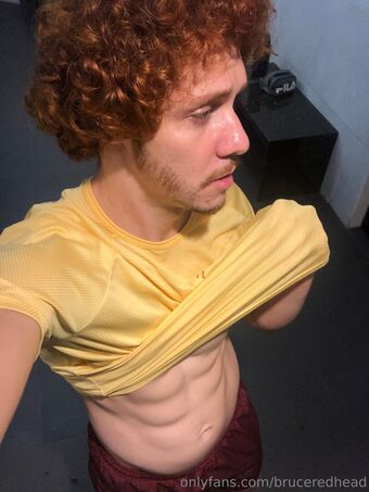 bruceredhead Nakenläckor OnlyFans Foto 8