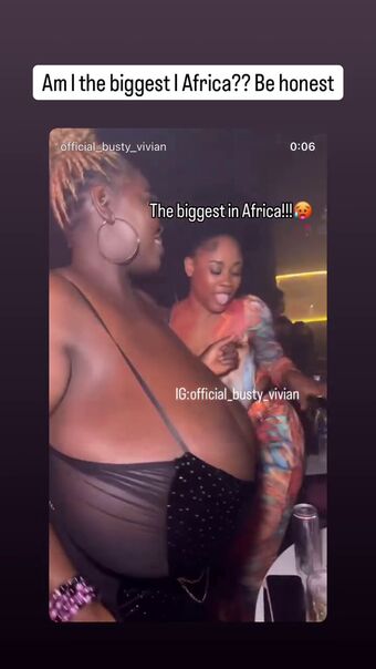 Busty Vivian Nakenläckor OnlyFans Foto 54