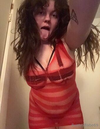 bustyybabe69 Nakenläckor OnlyFans Foto 3