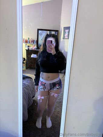 bxbypyx Nakenläckor OnlyFans Foto 17