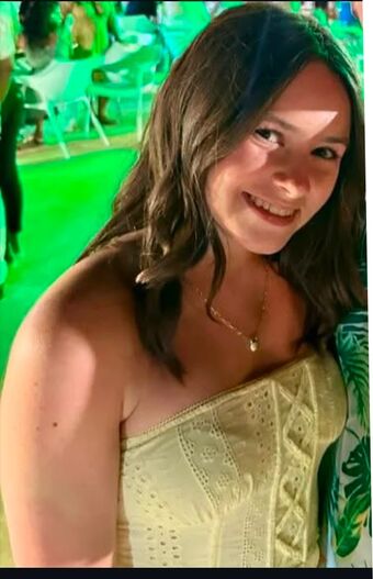 Cailey Fleming Nakenläckor OnlyFans Foto 21