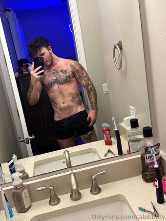 calebbury Nakenläckor OnlyFans Foto 1