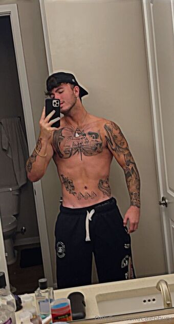 calebbury Nakenläckor OnlyFans Foto 9