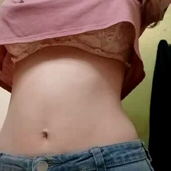 Cami Sweet Nakenläckor OnlyFans Foto 33